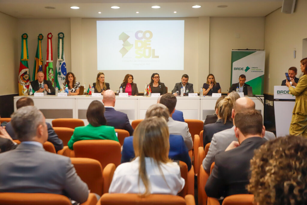 Codesul realiza seminário de avaliação da quarta etapa do Planejamento Visão Regional 2040